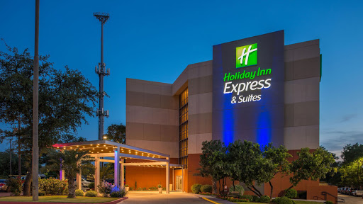 Holiday Inn Express & Suites San Antonio Medical-Six Flags, an IHG Hotel