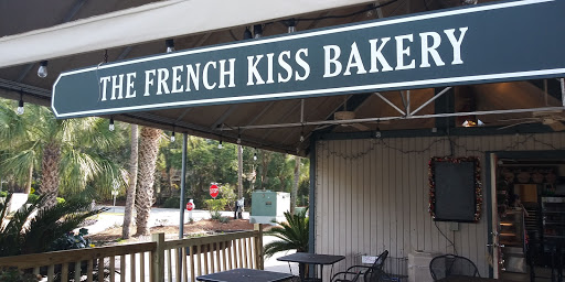 Shopping Mall «Coligny Plaza Shopping Center», reviews and photos, 1 N Forest Beach Dr, Hilton Head Island, SC 29928, USA