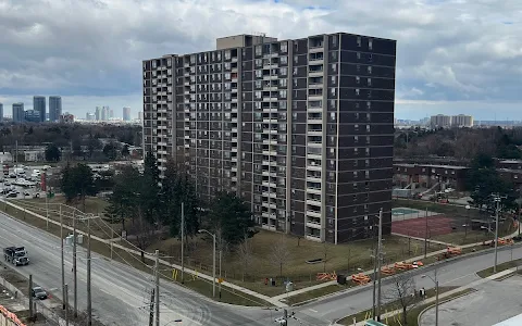 3275 Sheppard Ave E apartment building image