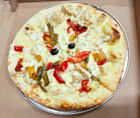 Photos du propriétaire du Pizzas à emporter Pizza Artisanale - Distributeur 24/7 - Best Of Pizz' à L'Horme - n°2