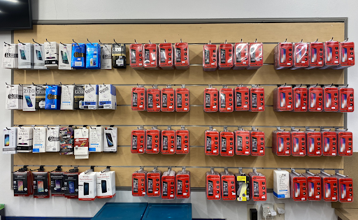 Cell Phone Store «1st Communications», reviews and photos, 1956 W Peterson Ave, Chicago, IL 60660, USA