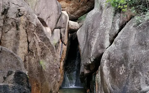 Himadhagiri Falls image