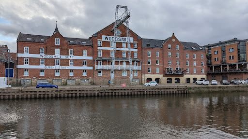 Riverside Apartment - Woodsmill Quay