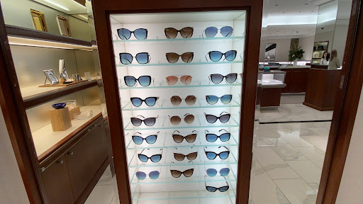 Jewelry Store «Tiffany & Co.», reviews and photos, 6000 Glades Rd, Boca Raton, FL 33431, USA