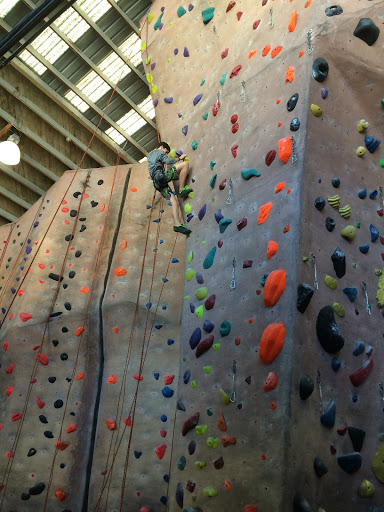 Gym «Hangar 18 Indoor Climbing Gym - Upland», reviews and photos, 256 E Stowell St, Upland, CA 91786, USA