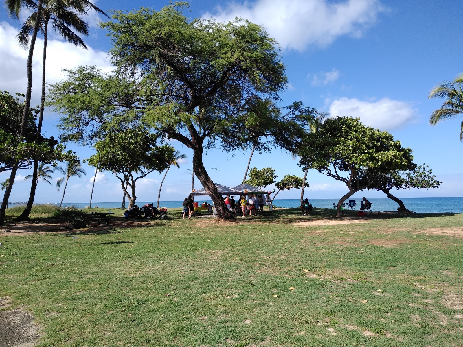 Photo de Pokai Bay Beach - endroit populaire parmi les connaisseurs de la détente