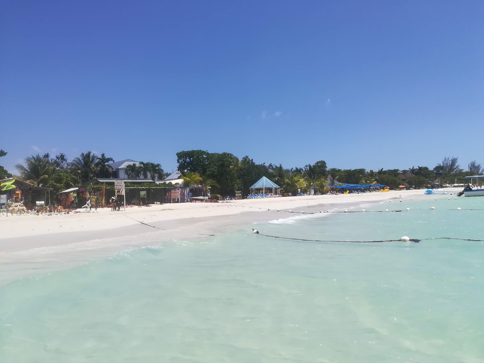 Photo of Norman Manley Beach - popular place among relax connoisseurs