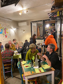 Atmosphère du Restaurant américain Electrik Café Association / Electrique Cafe à Albertville - n°5