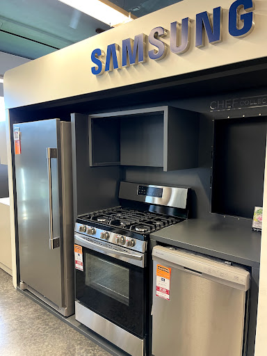 Appliance Store «Warehouse Discount Center», reviews and photos, 14349 White Sage Rd, Moorpark, CA 93021, USA