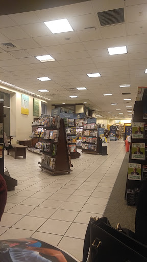 Book Store «Barnes & Noble», reviews and photos, 1819 Reisterstown Rd, Pikesville, MD 21208, USA