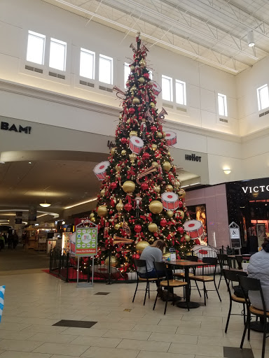 Shopping Mall «Kennedy Mall», reviews and photos, 555 John F Kennedy Rd, Dubuque, IA 52002, USA