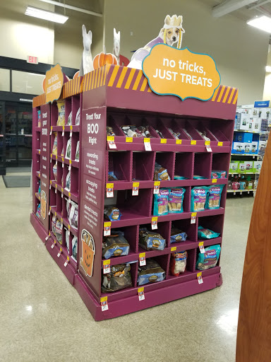 Pet Supply Store «PetSmart», reviews and photos, 857 N Val Vista Dr #106, Gilbert, AZ 85234, USA