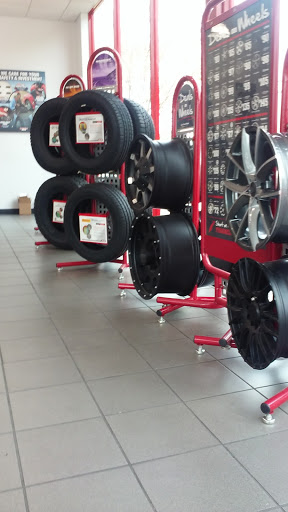 Tire Shop «Discount Tire Store - Dallas, TX», reviews and photos, 2976 Forest Ln, Dallas, TX 75234, USA