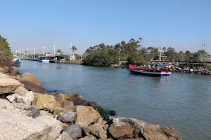 Barra do Rio Piçarras image