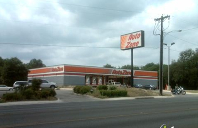 Auto Parts Store «AutoZone», reviews and photos, 725 E Court St, Seguin, TX 78155, USA
