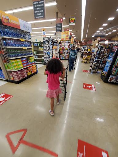 Grocery Store «Safeway», reviews and photos, 138 W Ellendale Ave, Dallas, OR 97338, USA