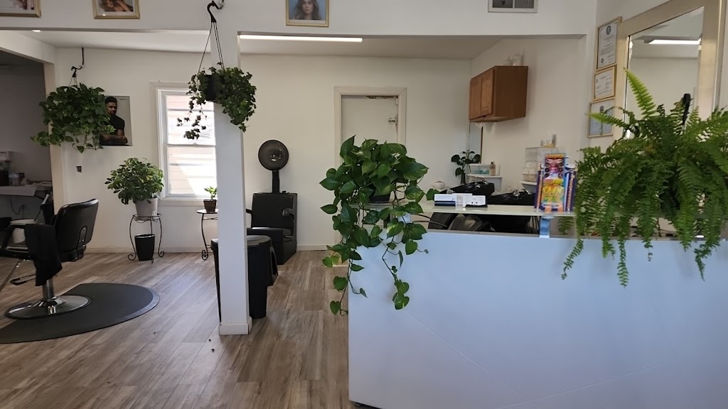 Chula’s Beauty Salon 89502