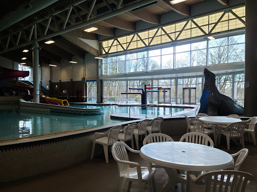 Public Swimming Pool «North Clackamas Aquatic Park», reviews and photos, 7300 SE Harmony Rd, Milwaukie, OR 97222, USA