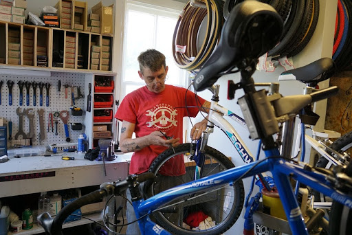 Bicycle Repair Shop «BAREBONES BICYCLE & FITNESS», reviews and photos, 21 W Main St, Strasburg, PA 17579, USA