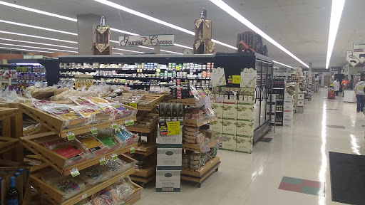 Supermarket «Tradewinds Marketplace», reviews and photos, 15 South St, Blue Hill, ME 04614, USA