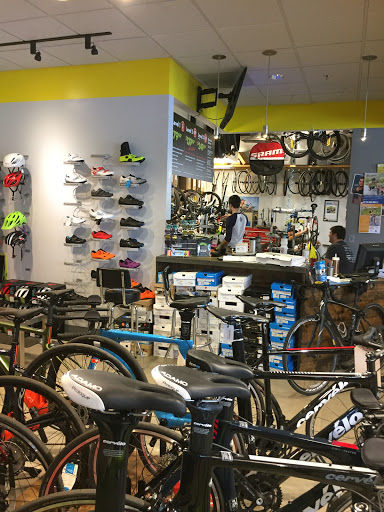 Bicycle Store «Elite Cycling», reviews and photos, 10673 Mission Rd, Leawood, KS 66206, USA