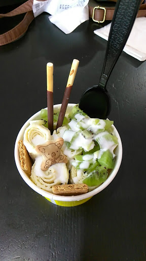 Ice Cream Shop «Icesmile Tampa», reviews and photos, 1512 E Fowler Ave, Tampa, FL 33612, USA