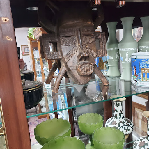 Thrift Store «MorningStar’s Treasure Chest», reviews and photos, 2571 E Lincoln Hwy, New Lenox, IL 60451, USA