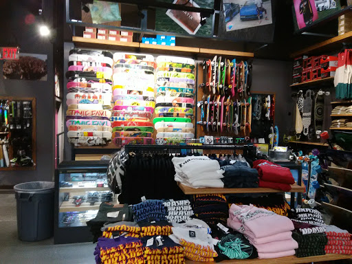 Clothing Store «Zumiez», reviews and photos, 84 S Rio Grande St #2085, Salt Lake City, UT 84101, USA