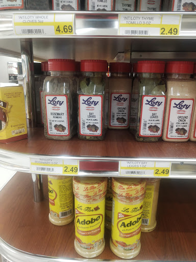 Shopping Mall «Carrollton Shopping Center», reviews and photos, 8474 Annapolis Rd, New Carrollton, MD 20784, USA