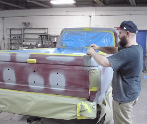 Auto Body Shop «Maaco Collision Repair & Auto Painting», reviews and photos, 409 Applegrove St NW, North Canton, OH 44720, USA