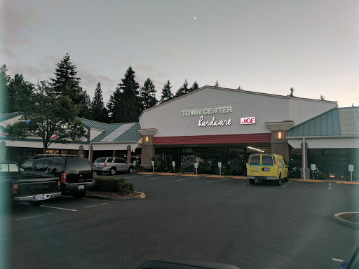 Shopping Mall «Bridle Trails Shopping Center», reviews and photos, 6501-6625 132nd Ave NE, Kirkland, WA 98033, USA