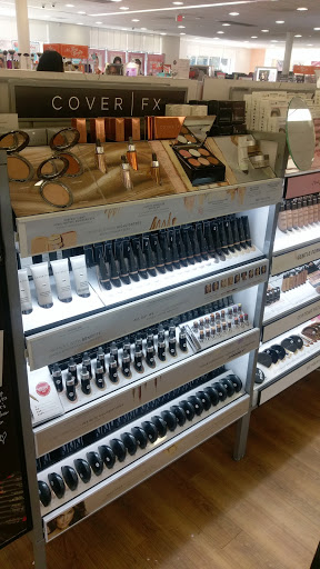 Hair Salon «Ulta Beauty», reviews and photos, 24235 Magic Mountain Pkwy, Valencia, CA 91355, USA