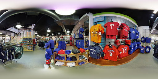 Sporting Goods Store «Wayne Sporting Goods», reviews and photos, 124 Lancaster Ave, Wayne, PA 19087, USA