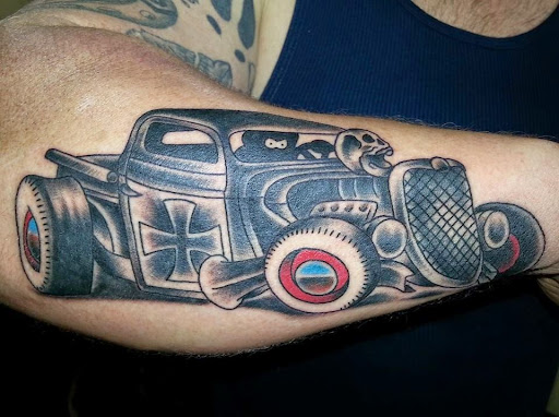 Tattoo Shop «Old Crow Tattoo», reviews and photos, 2625 N Main St #201, Crossville, TN 38555, USA