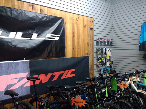 Motorcycle Dealer «Moore And Sons Motorcyles», reviews and photos, 21431 E Cliff Dr, Santa Cruz, CA 95062, USA