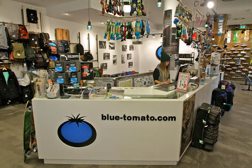 Blue Tomato Shop