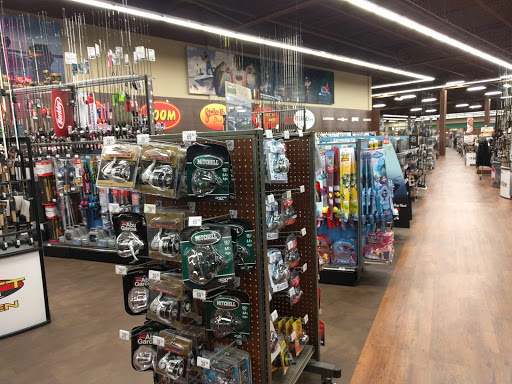 Sporting Goods Store «Gander Mountain», reviews and photos, 3708 Plank Rd, Fredericksburg, VA 22407, USA