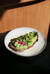 Avocado toast du Restaurant brunch Papilles à Paris - n°19