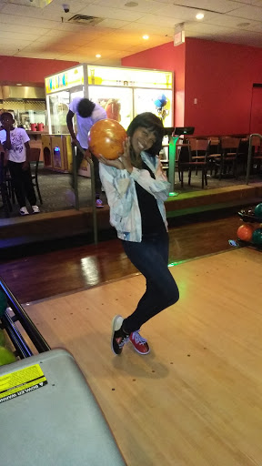 Bowling Alley «AMF Sheridan Lanes», reviews and photos, 199 E Jericho Turnpike, Mineola, NY 11501, USA