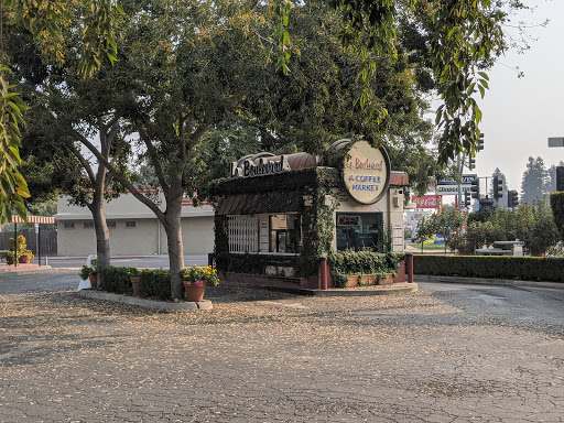 Coffee Shop «Le Boulevard», reviews and photos, 520 S Mooney Blvd, Visalia, CA 93277, USA
