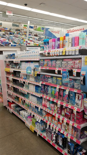 Drug Store «Walgreens», reviews and photos, 870 Central Park Ave, Scarsdale, NY 10583, USA