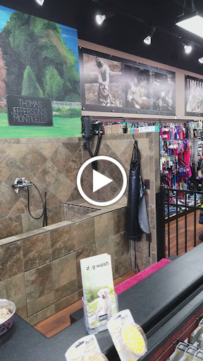 Pet Store «Pet Valu», reviews and photos, 2040 Abbey Rd, Charlottesville, VA 22911, USA