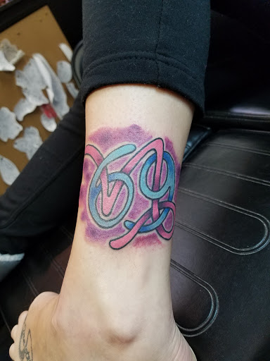 Tattoo Shop «Ink Daddy Tattoo and Body Piercing», reviews and photos, 3535 Commercial St SE, Salem, OR 97302, USA