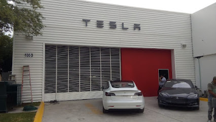 Tesla | Monterrey