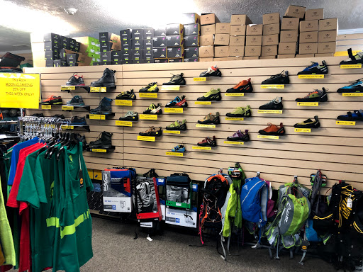 Outdoor Sports Store «The Gear Room», reviews and photos, 2258 Fort Union Blvd, Cottonwood Heights, UT 84121, USA