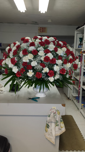 Florist «Precious Memories Florist», reviews and photos, 1500 N Parsons Ave, Brandon, FL 33510, USA