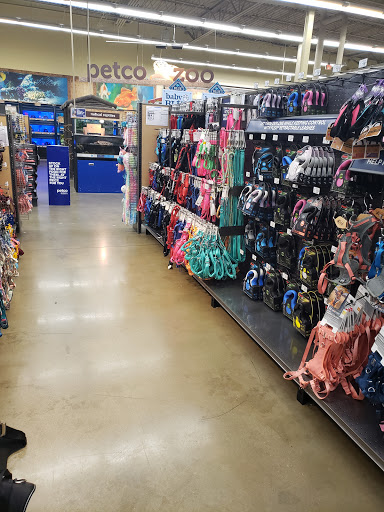 Pet Supply Store «Petco Animal Supplies», reviews and photos, 21348 Kuykendahl Rd, Spring, TX 77379, USA