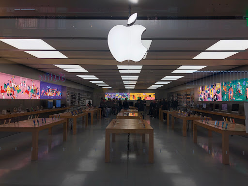 Computer Store «Apple Solomon Pond Mall», reviews and photos, 601 Donald Lynch Blvd, Marlborough, MA 01752, USA