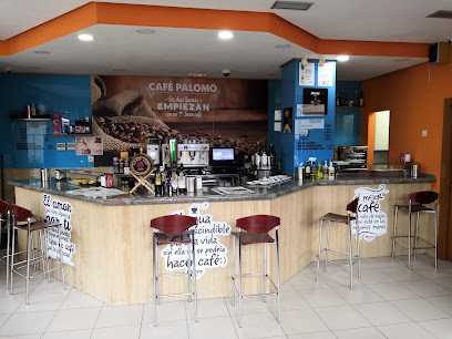 Café Bar Palomo - C. de San Blas, 3B, 49023 Zamora, Spain