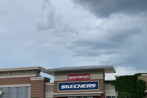 SKECHERS Warehouse Outlet image